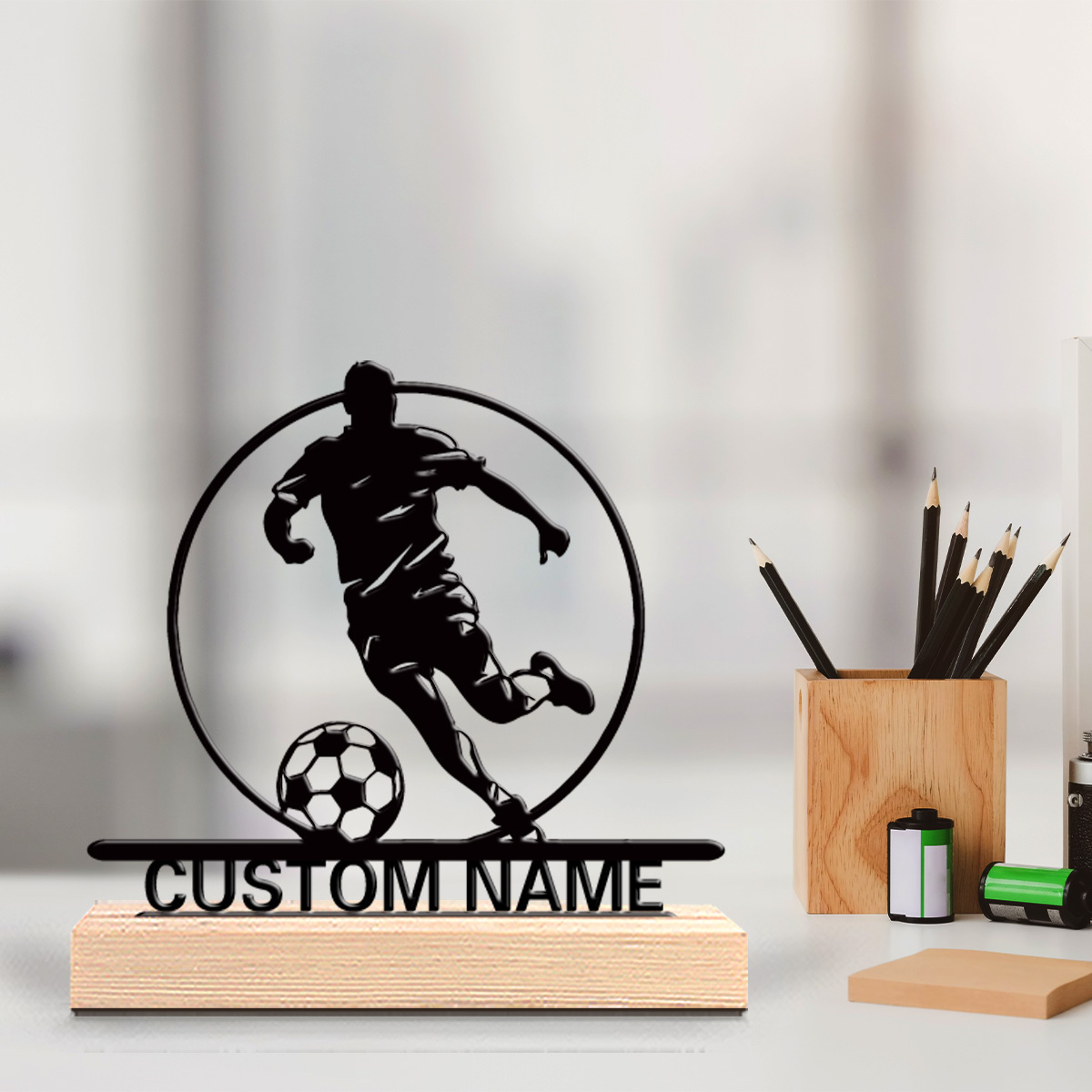 Home Decor Market - Aangepaste voetbalspeler metalen beeldje met naam,
